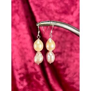 Vintage Jewelry Dangle Drop Earrings 925 Silver Freshwater Pearls Purple & White